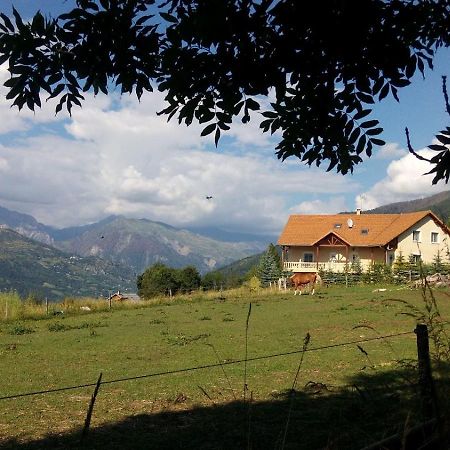 Les Gites De L'E.D.E. Saint-Leger-les-Melezes Exterior foto